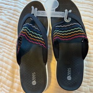 B Zees Cabana Women’s slip on